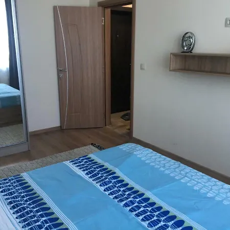 Apartamento Апартамент “Рая” *