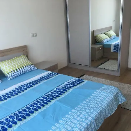 Апартамент “Рая” Apartamento